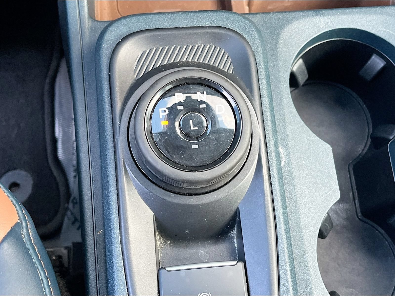 Used 2022 Ford Maverick Lariat w/ Lariat Luxury Package FWD image 16