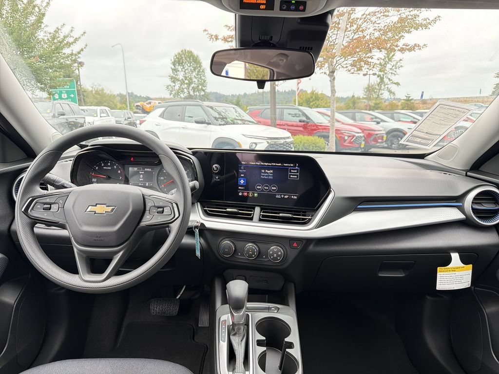 New 2026 Chevrolet Trax LS w/ LS Convenience Package FWD image 20