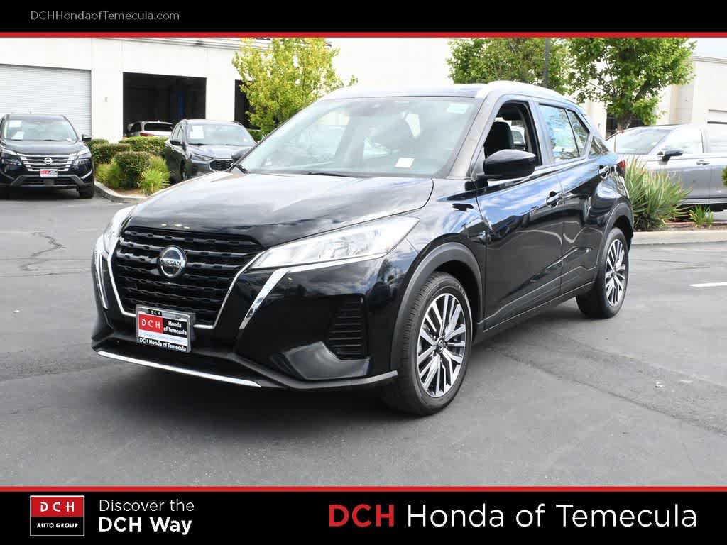 Used 2021 Nissan Kicks SV