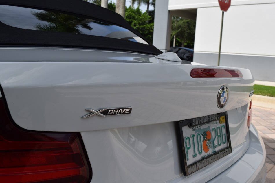 Used 2021 BMW 230i xDrive Convertible AWD/4WD image 23