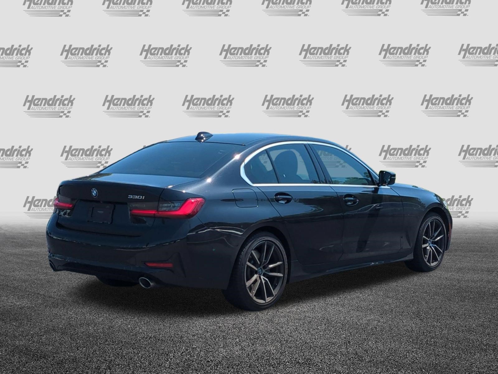 Used 2021 BMW 330i Sedan w/ Premium Package RWD image 10