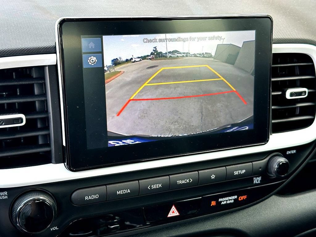 Used 2026 Hyundai Venue SEL FWD image 18