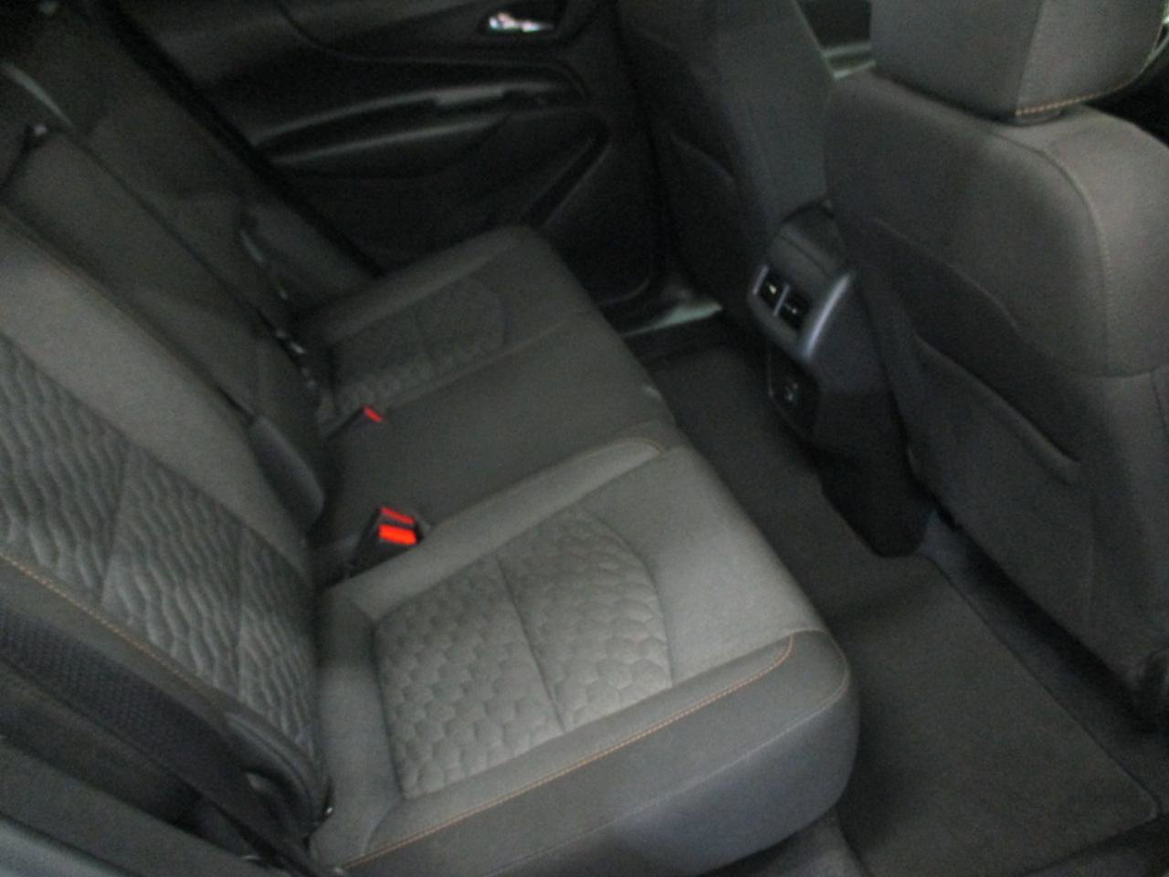 Used 2020 Chevrolet Equinox LT image 11