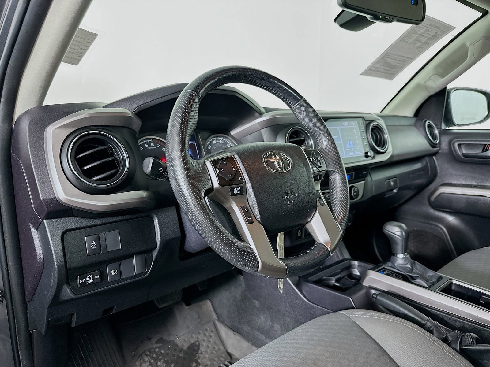 Certified 2022 Toyota Tacoma SR5 w/ Technology Package image 9