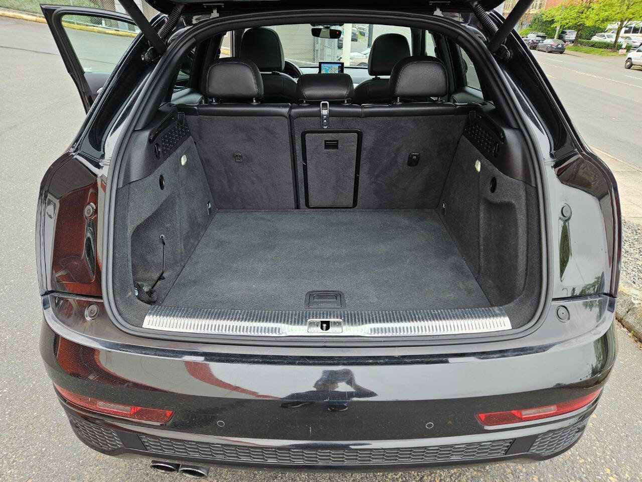 Used 2016 Audi Q3 2.0T Prestige w/ Prestige Package AWD/4WD image 12