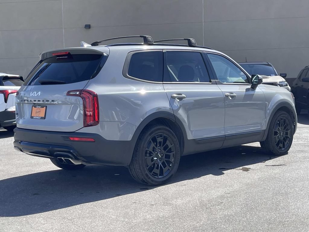 Used 2022 Kia Telluride SX w/ SX Prestige Package AWD/4WD image 3