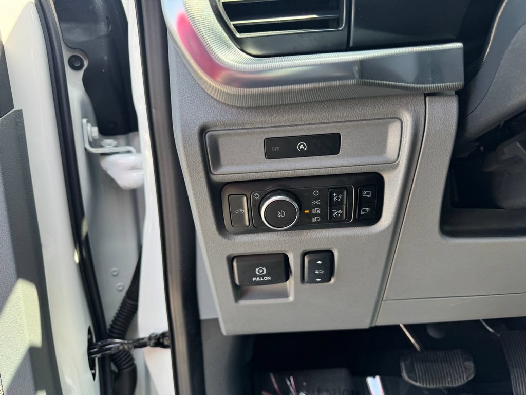 Used 2025 Ford F150 Lariat w/ Equipment Group 502A High AWD/4WD image 21