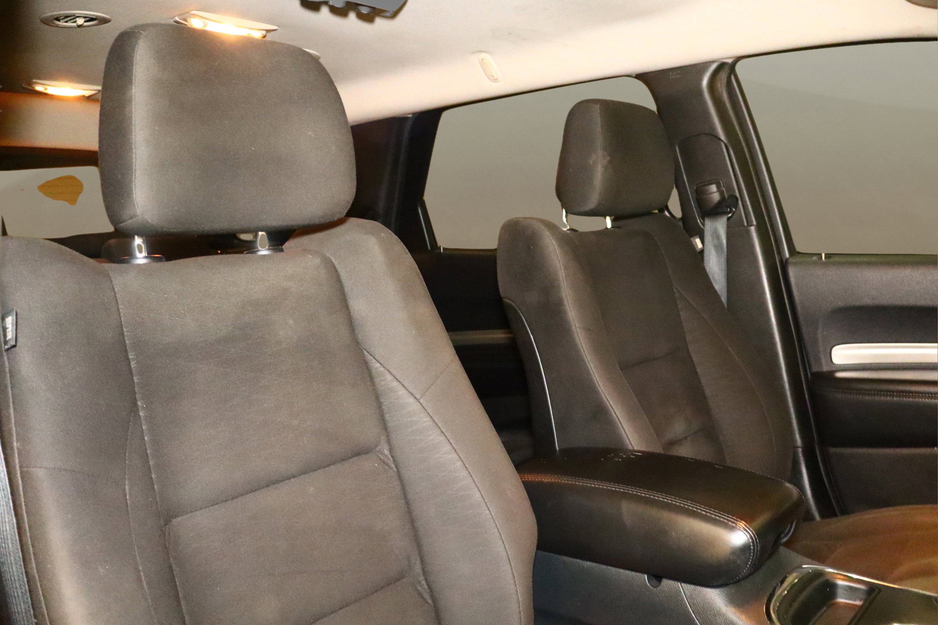 Used 2018 Dodge Durango SXT w/ 3rd Row Seating Group image 21