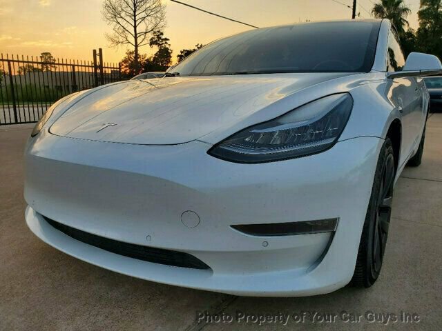 Used 2019 Tesla Model 3 image 3