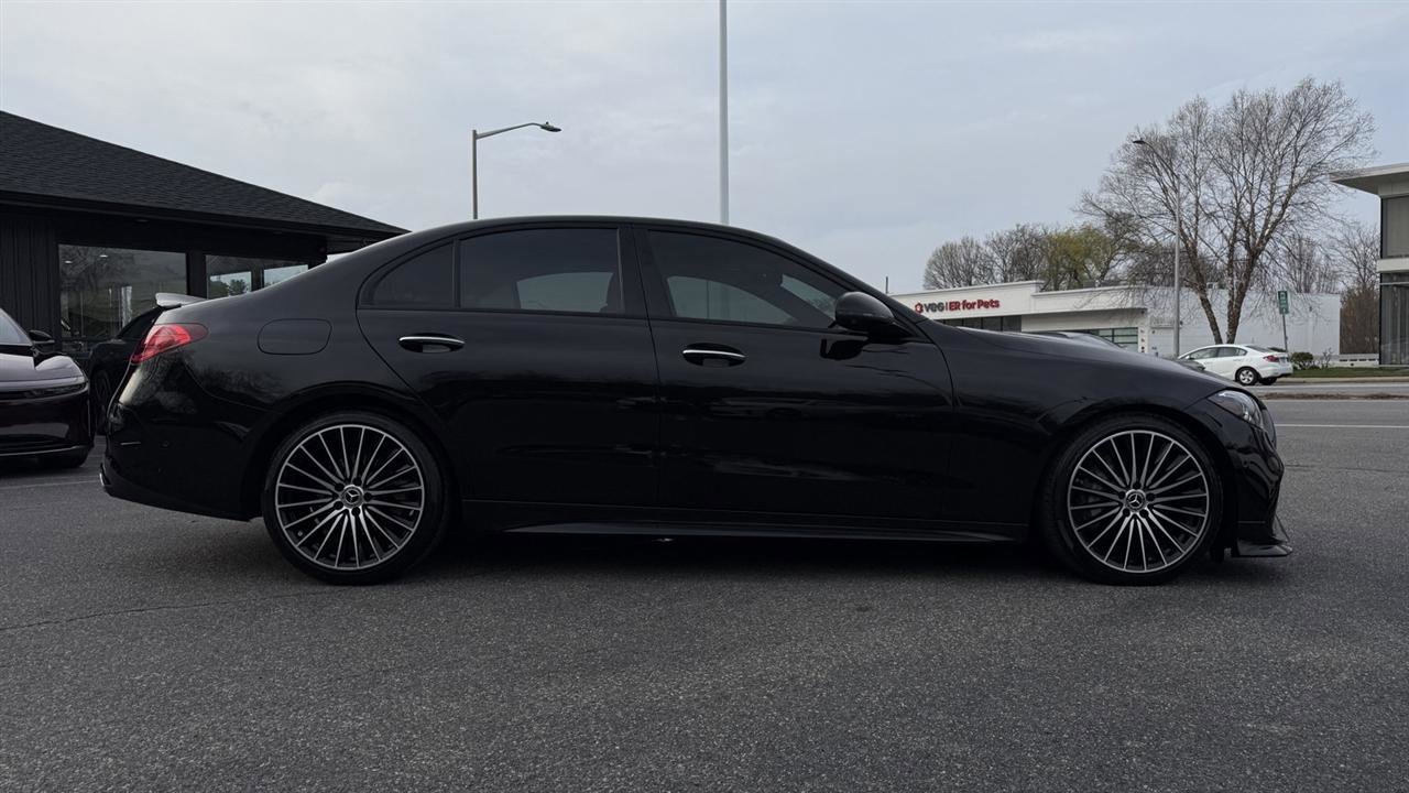 Used 2023 Mercedes-Benz C 300 4MATIC Sedan image 16