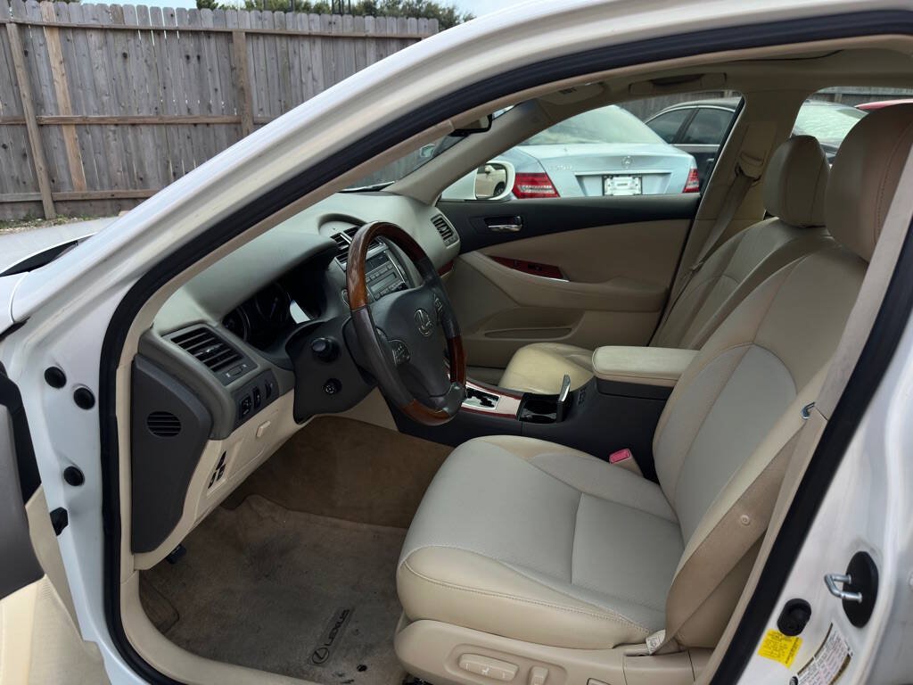 Used 2012 Lexus ES 350 FWD image 6