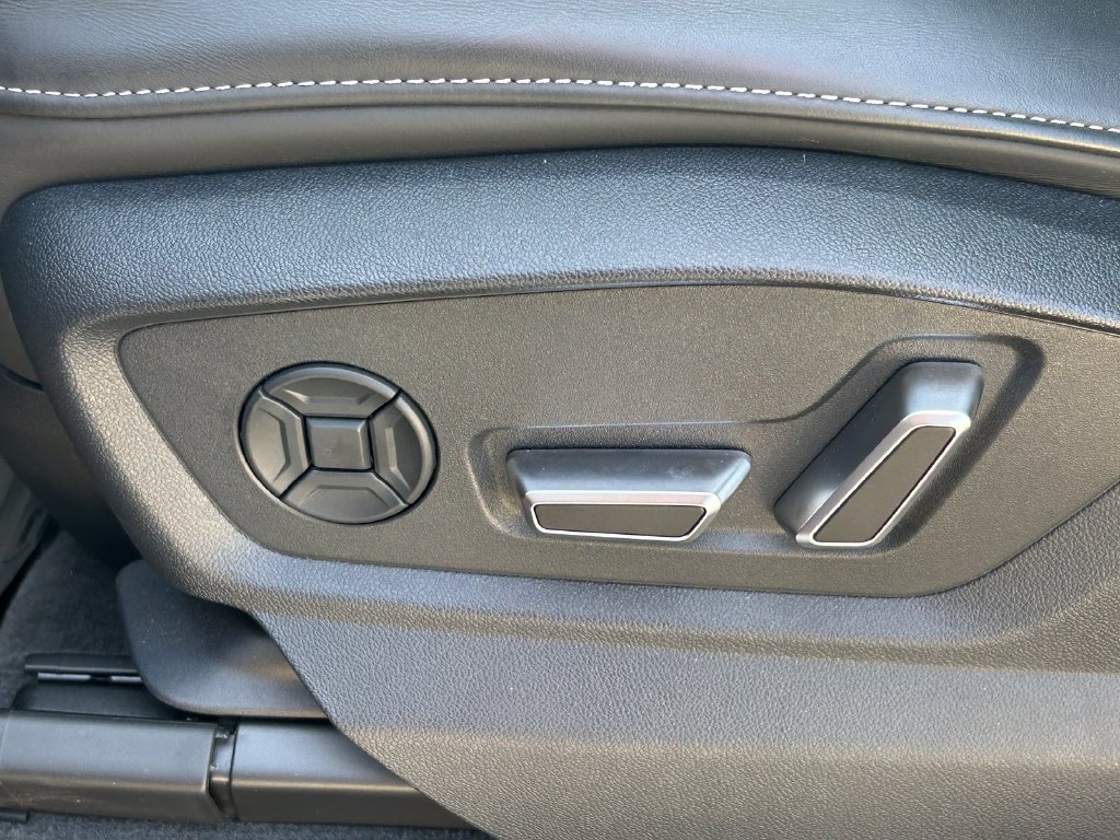 Used 2024 Audi SQ8 Premium Plus AWD/4WD image 26