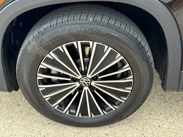 Used 2025 Volkswagen Tiguan S w/ 18" Wheel Package AWD/4WD image 18