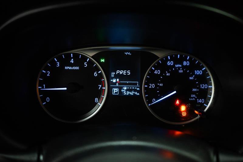 Used 2019 Nissan Kicks S image 13