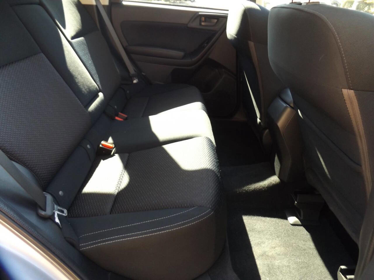 Used 2018 Subaru Forester 2.5i Premium image 17