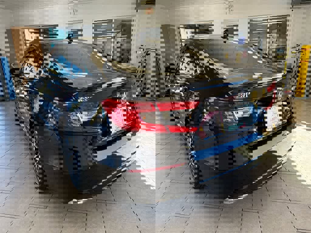 Used 2022 Honda Accord Hybrid image 6