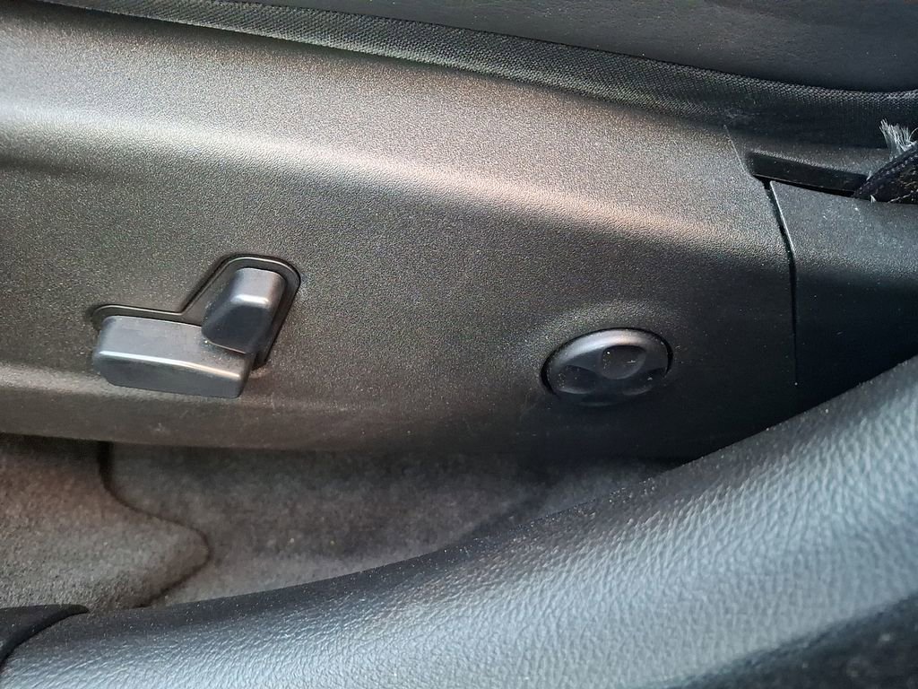 Used 2016 Dodge Charger SXT w/ AWD Plus Group image 10