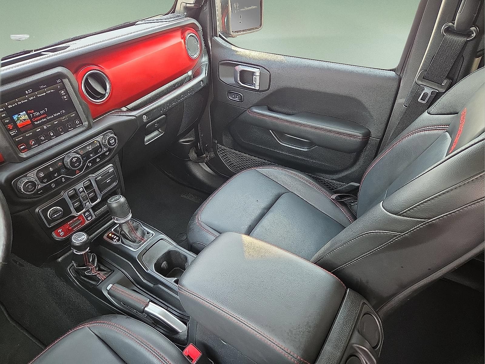 Used 2021 Jeep Wrangler Unlimited Rubicon AWD/4WD image 12