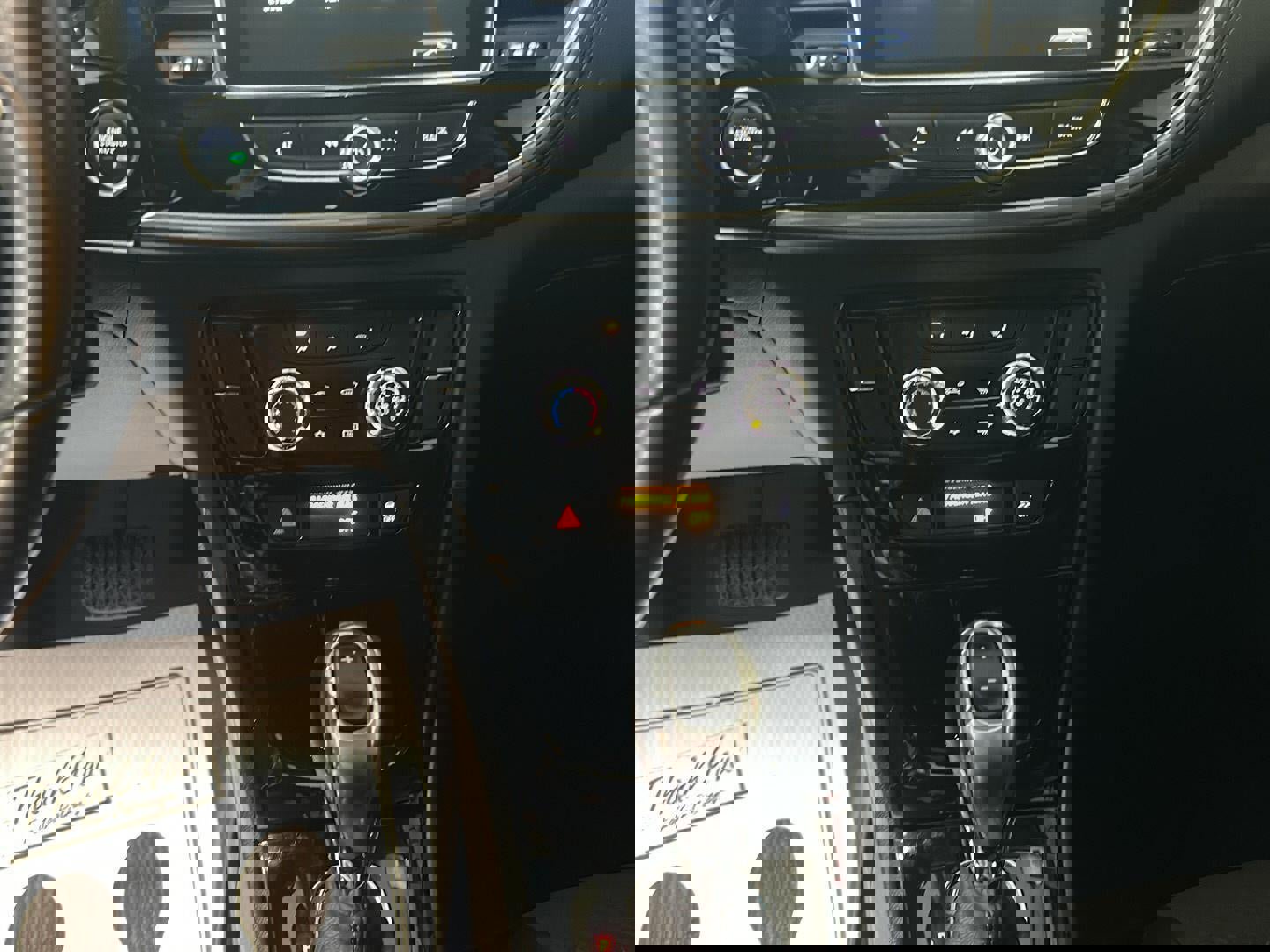 Used 2021 Buick Encore Preferred w/ Safety Package image 23