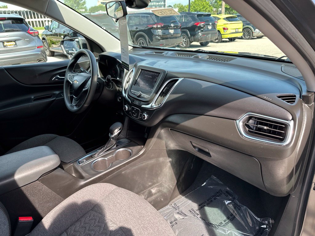 Used 2022 Chevrolet Equinox LT FWD image 14