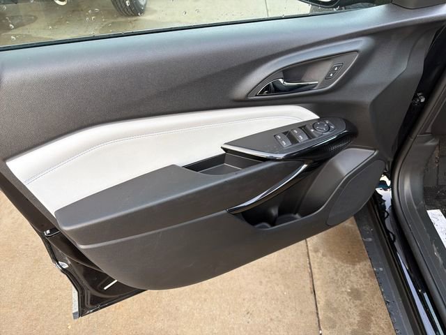 New 2026 Chevrolet Trax LT w/ Driver Confidence Package FWD image 11