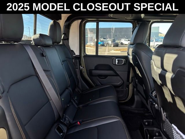 New 2025 Jeep Gladiator High Tide image 22