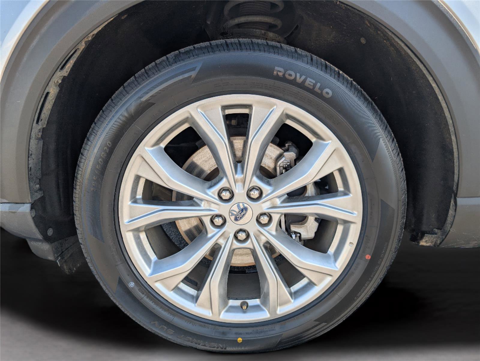 Used 2021 Ford Explorer Limited w/ Equipment Group 301A image 9