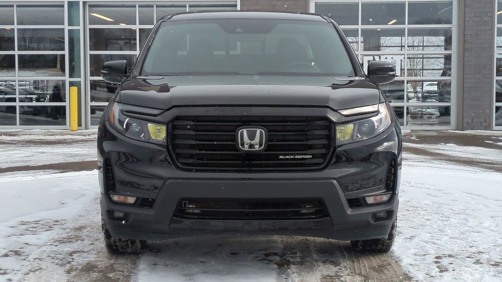 Used 2023 Honda Ridgeline Black Edition image 9
