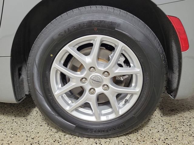 Used 2023 Chrysler Pacifica Touring-L FWD image 8