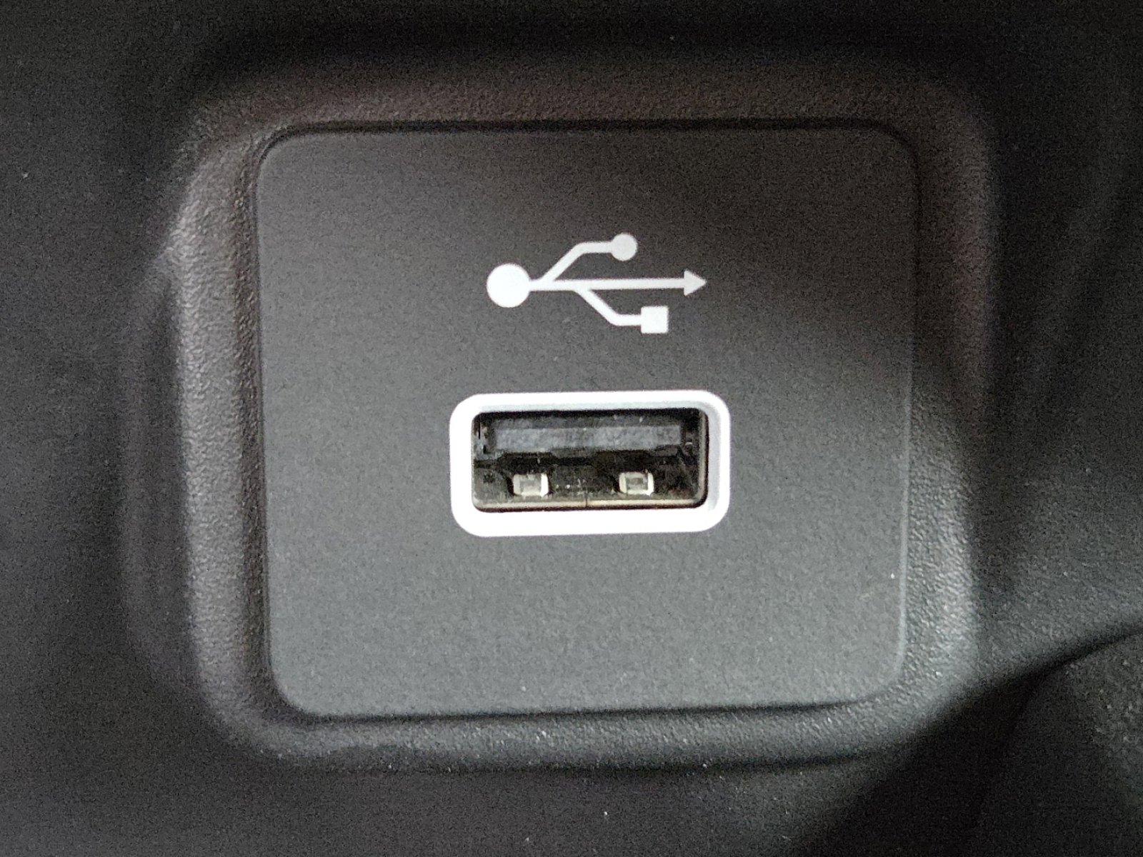 Certified 2024 Honda HR-V Sport image 9