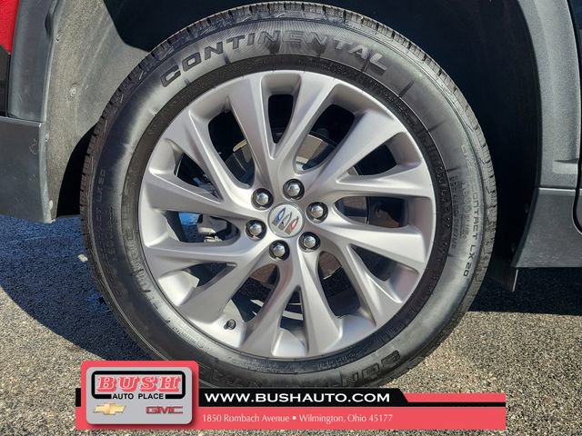 Used 2025 Buick Enclave Preferred image 6