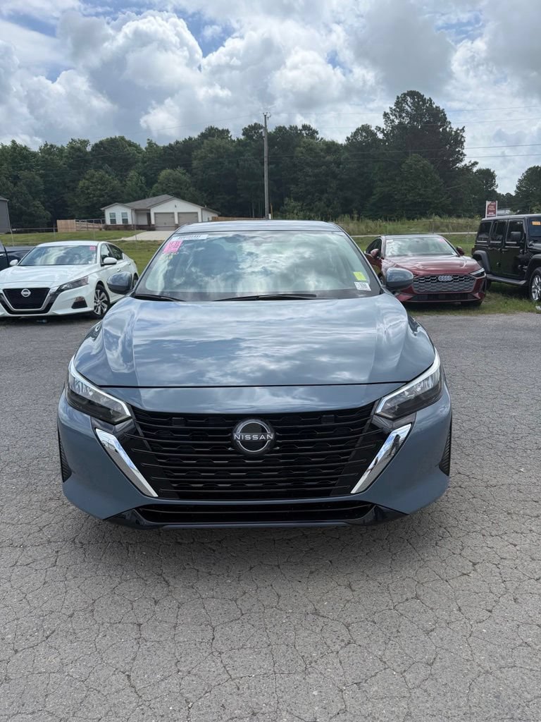 Used 2025 Nissan Sentra SV w/ All-Weather Package FWD image 3