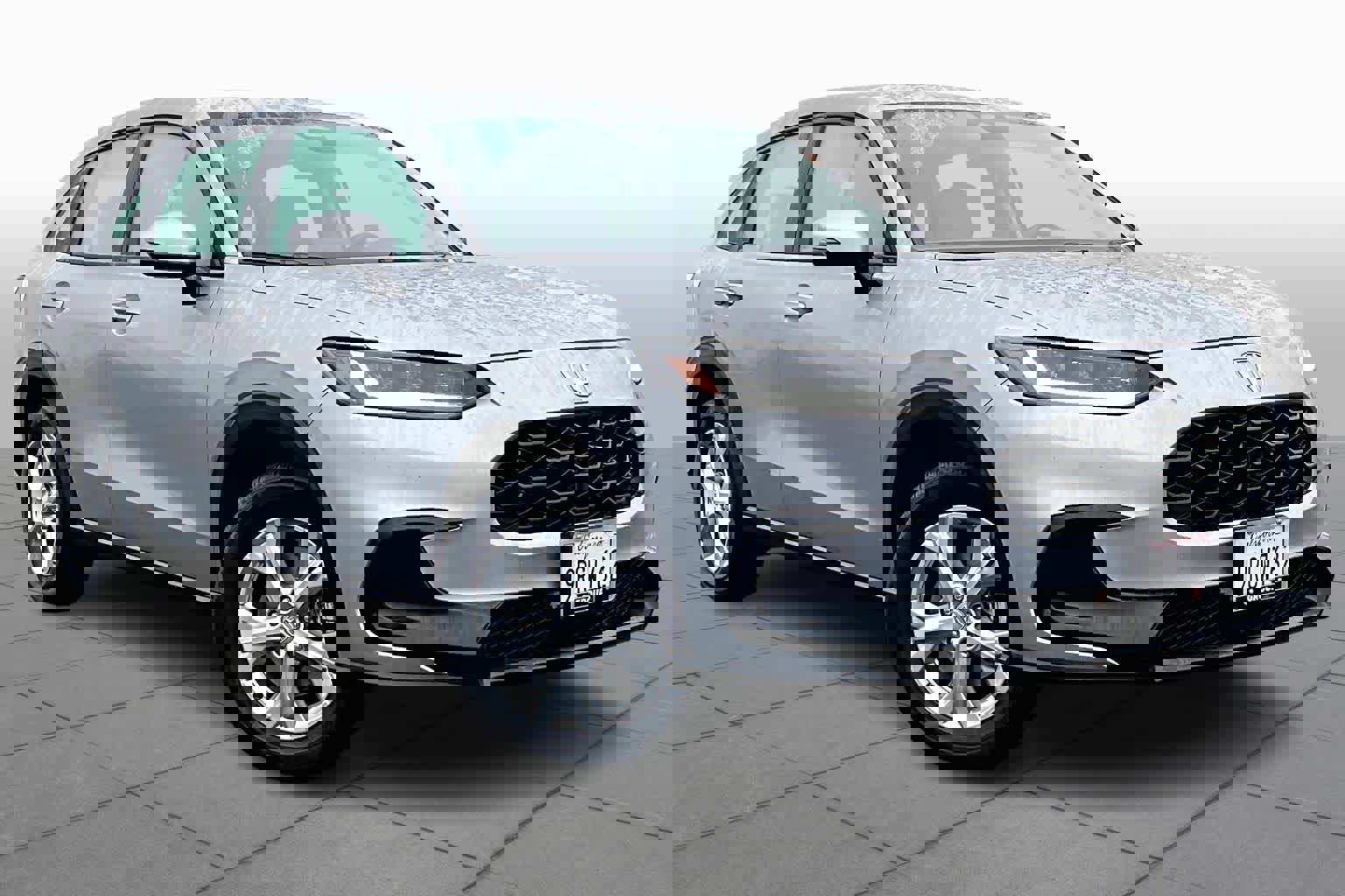 Used 2025 Honda HR-V LX image 2