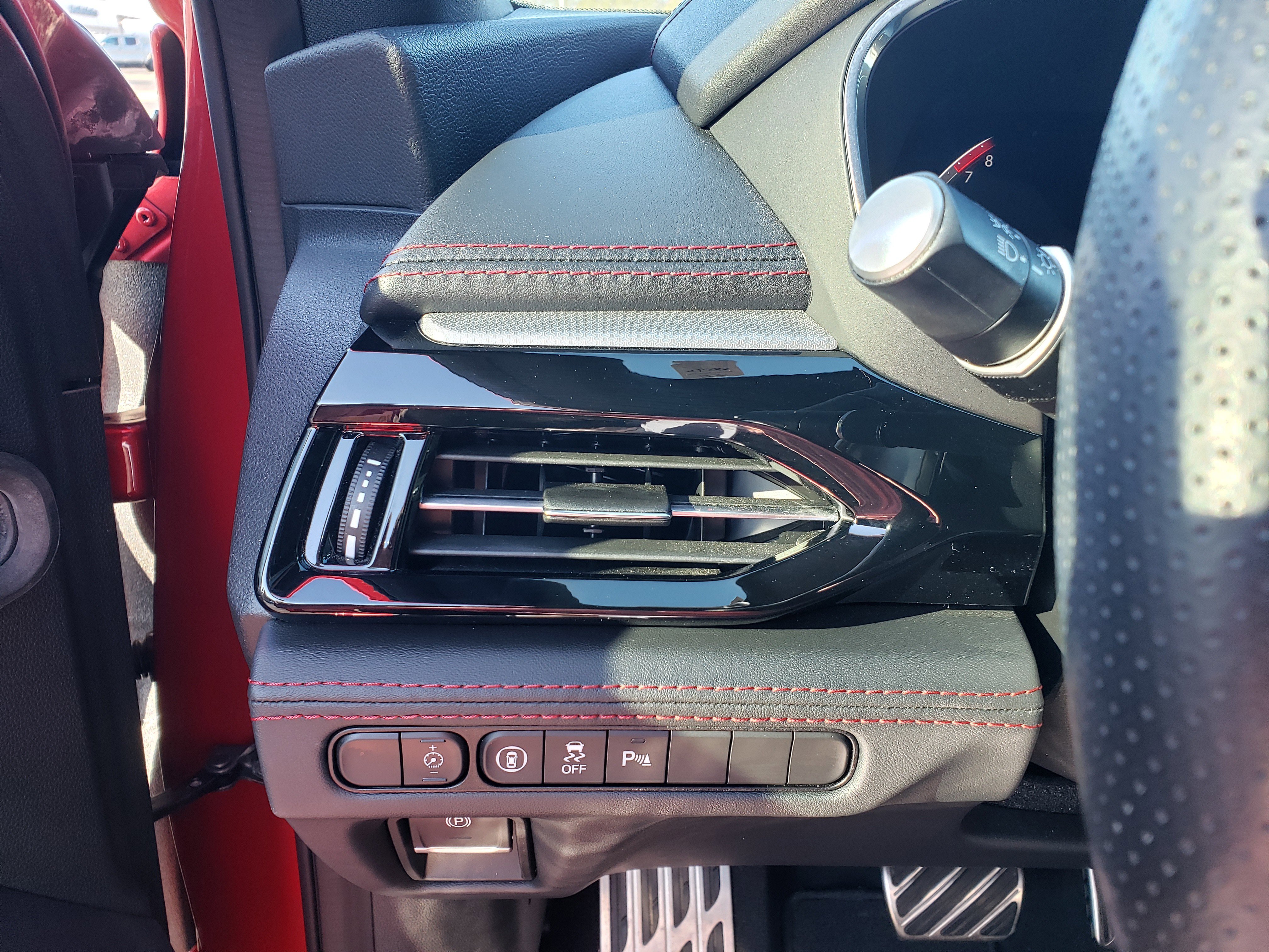 Used 2022 Acura MDX A-Spec image 13