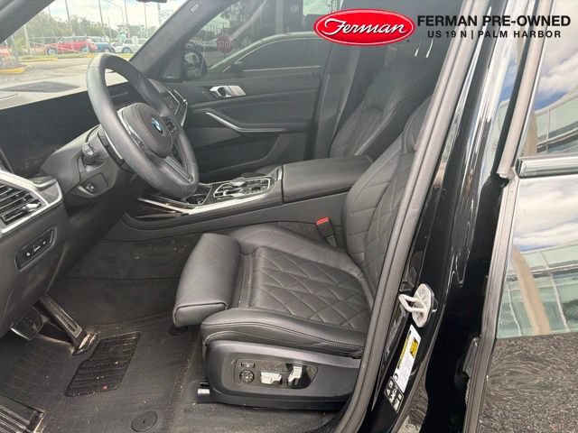 Used 2026 BMW X7 xDrive40i w/ M Sport Package AWD/4WD image 5