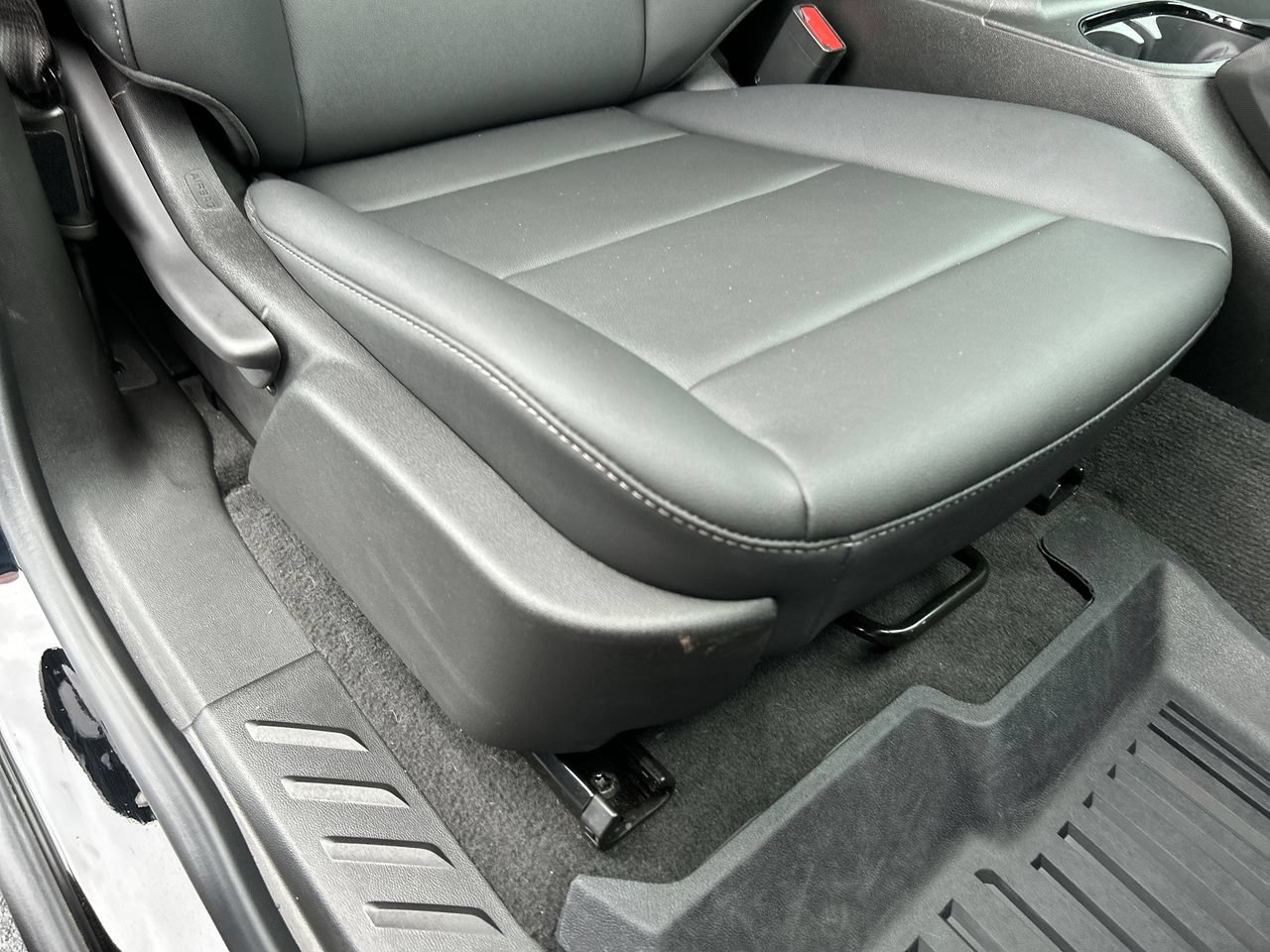 New 2026 Chevrolet Colorado LT w/ LT Convenience Package AWD/4WD image 16