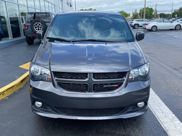 Used 2018 Dodge Grand Caravan GT image 3