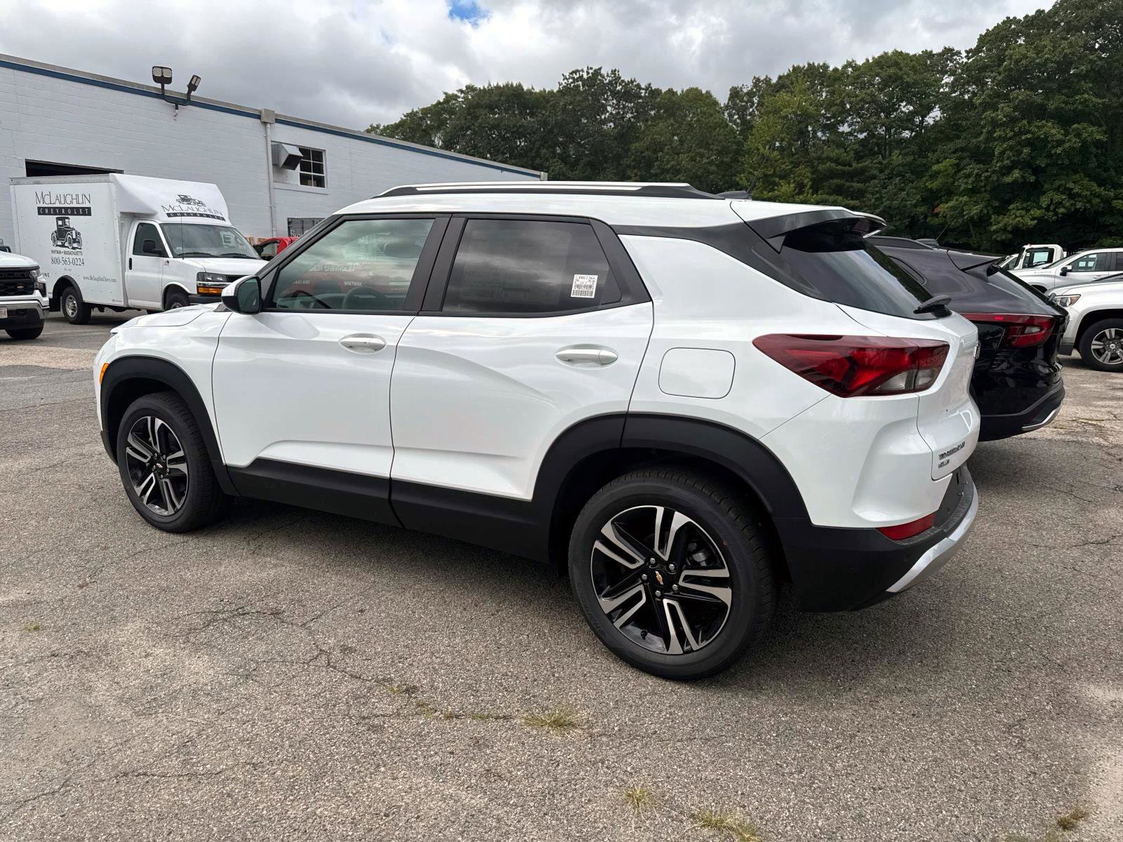 New 2026 Chevrolet TrailBlazer LT w/ Convenience Package image 2