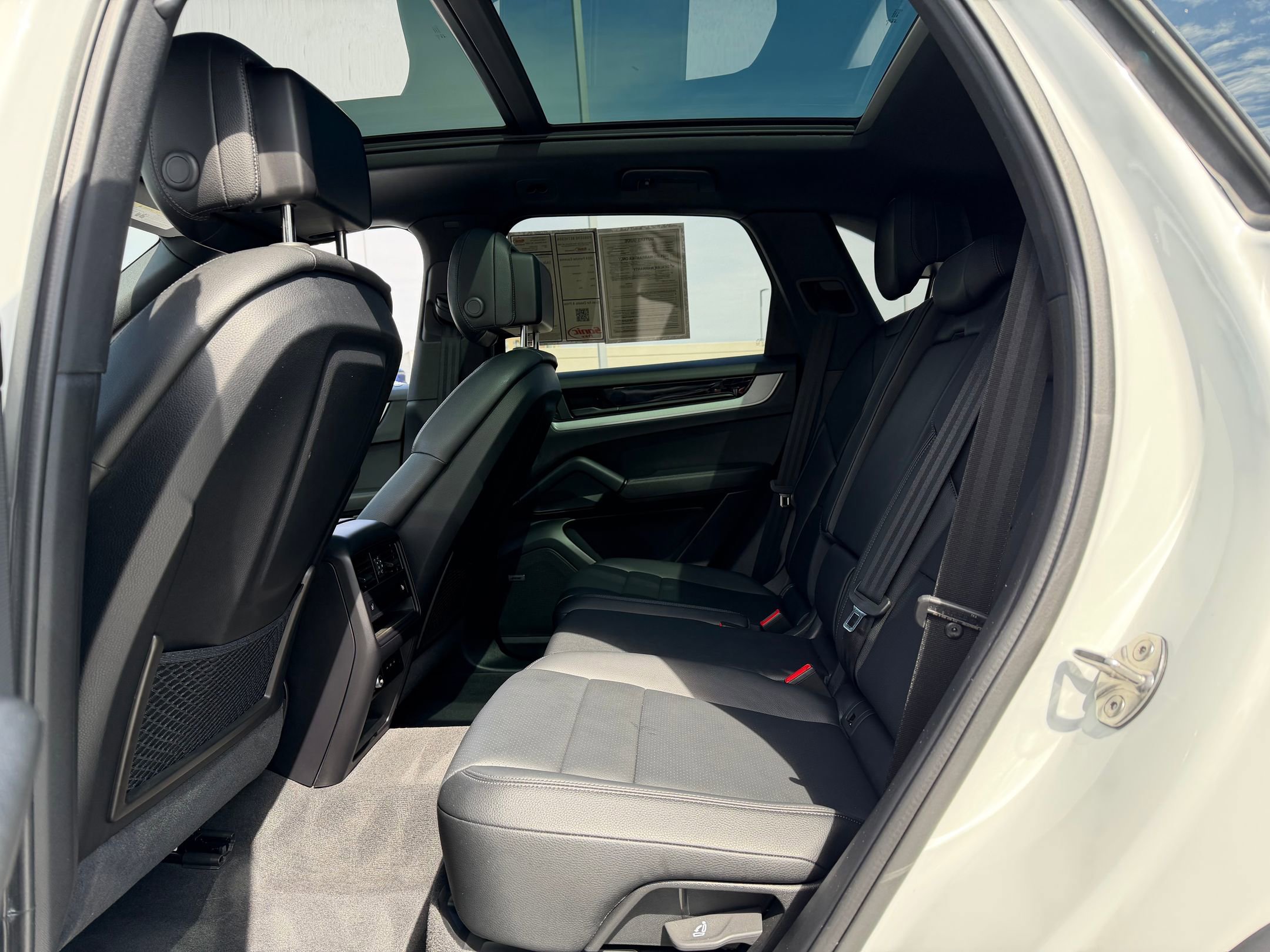 Certified 2024 Porsche Cayenne image 14