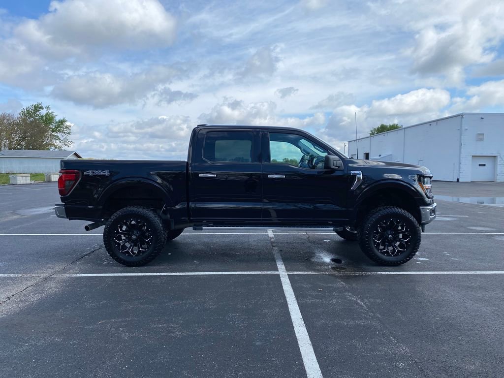 Used 2025 Ford F150 XLT w/ Equipment Group 301A Standard AWD/4WD image 8