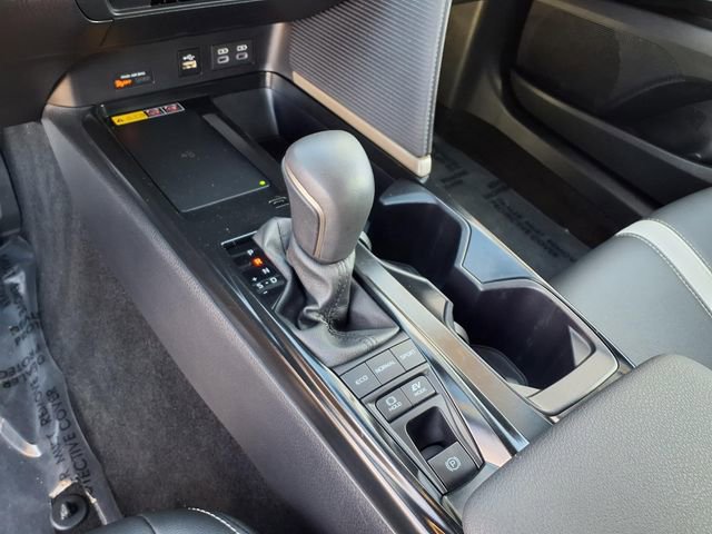 Used 2025 Toyota Camry SE FWD image 21