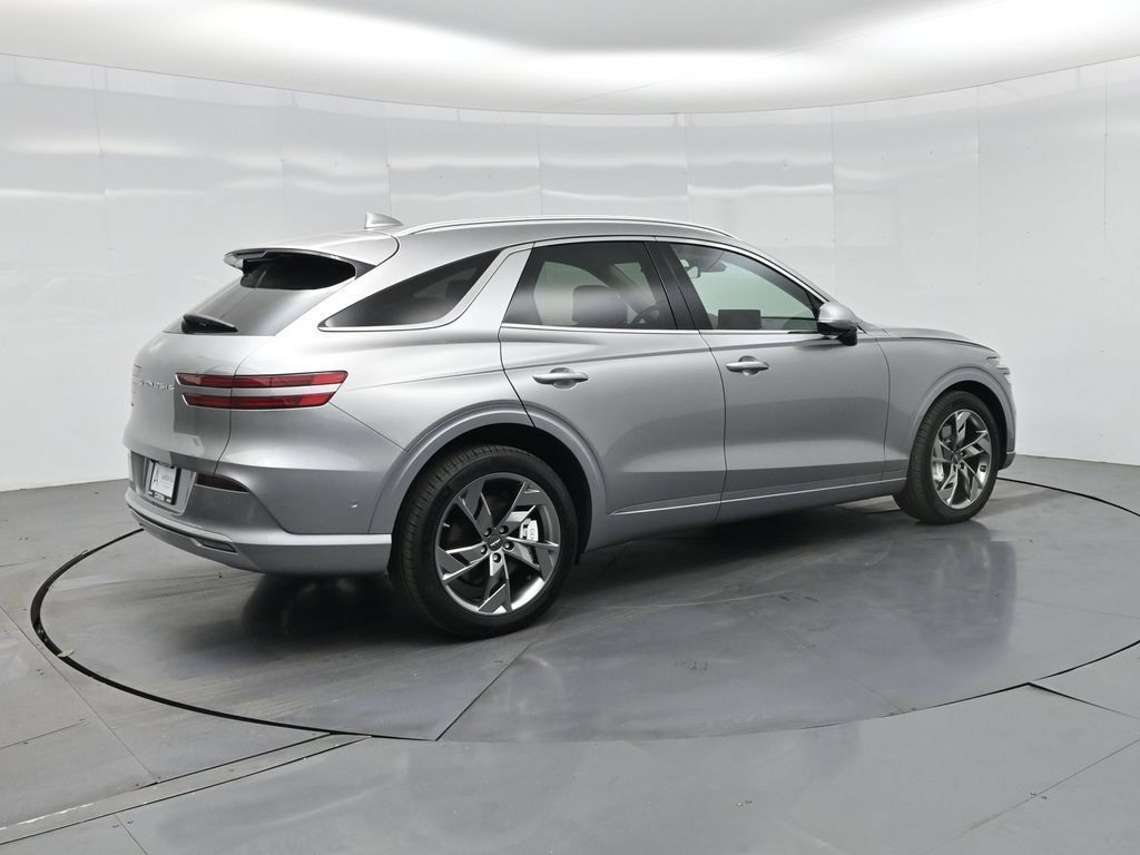 Used 2025 Genesis Electrified GV70 w/ Prestige Package AWD/4WD image 32