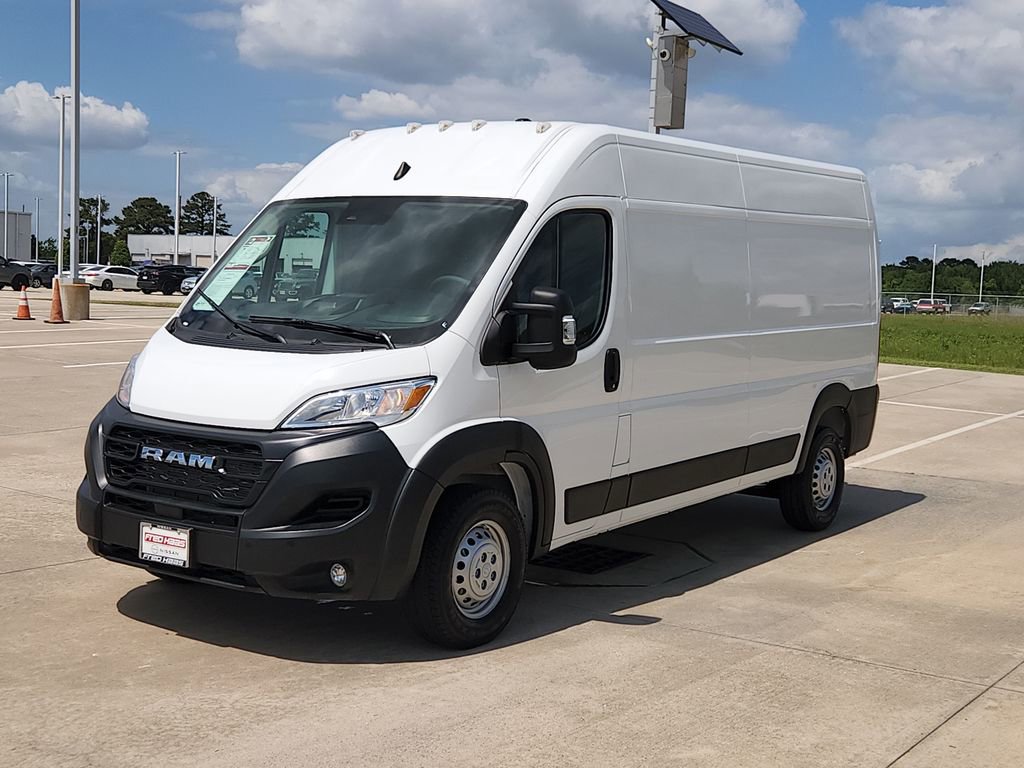 Used 2026 RAM ProMaster 2500 w/ Convenience Group FWD image 3