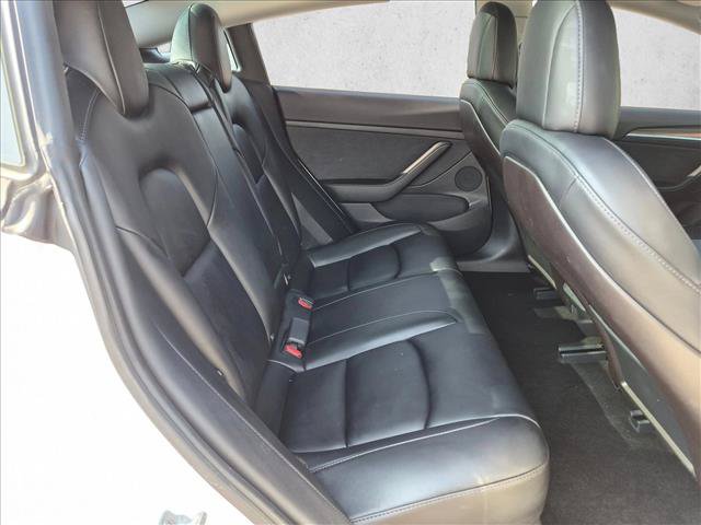 Used 2021 Tesla Model 3 Standard Range Plus RWD image 18