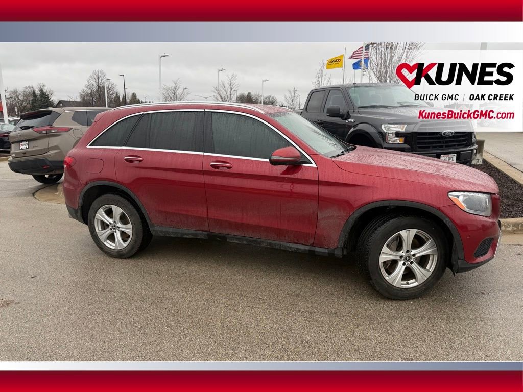 Used 2018 Mercedes-Benz GLC 300 w/ Premium Package image 3