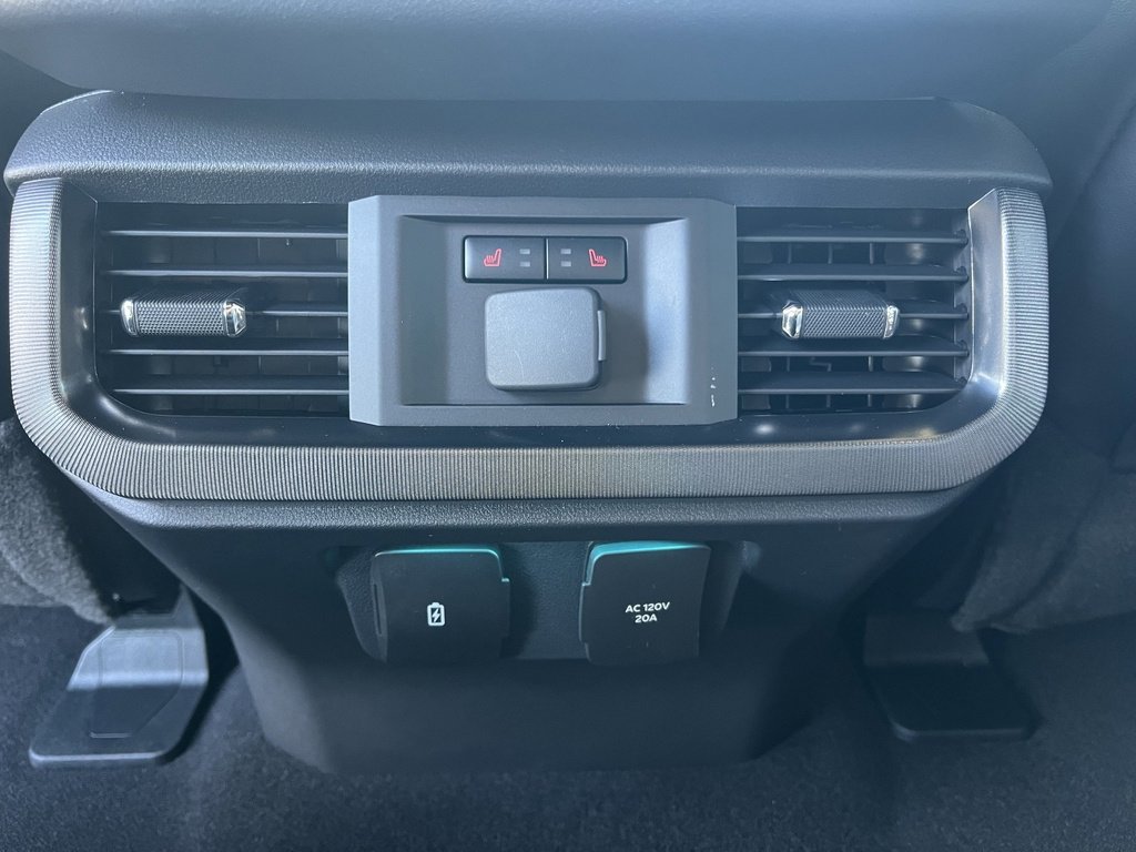 New 2025 Ford F150 Platinum w/ Equipment Group 702A High image 30