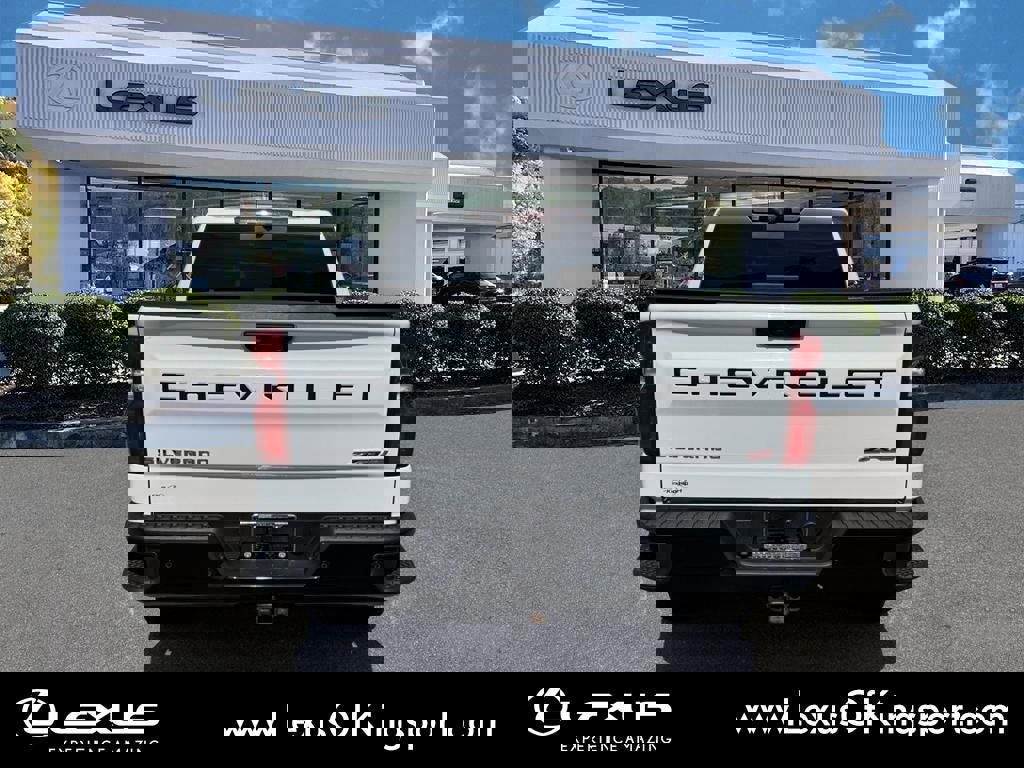 Used 2022 Chevrolet Silverado 1500 ZR2 w/ Technology Package image 4
