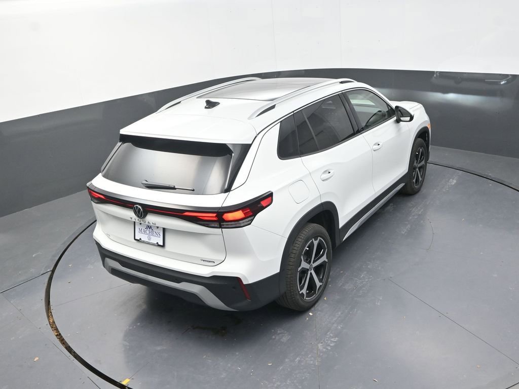 New 2026 Volkswagen Tiguan SE AWD/4WD image 19