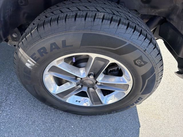 Used 2019 Jeep Wrangler Unlimited Sahara w/ Dual Top Group image 11