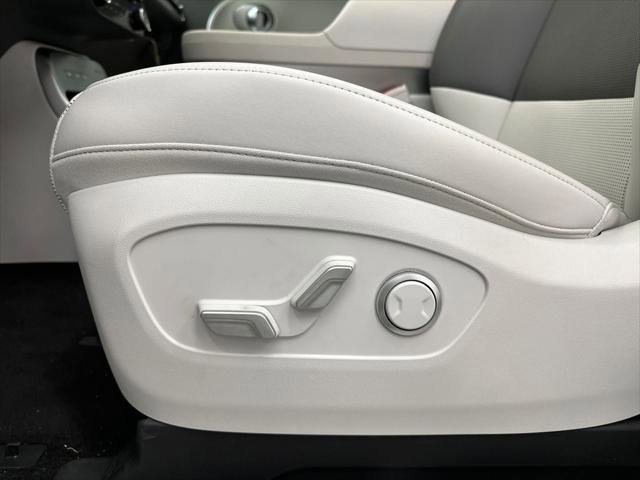 New 2026 Hyundai Ioniq 9 SEL image 10